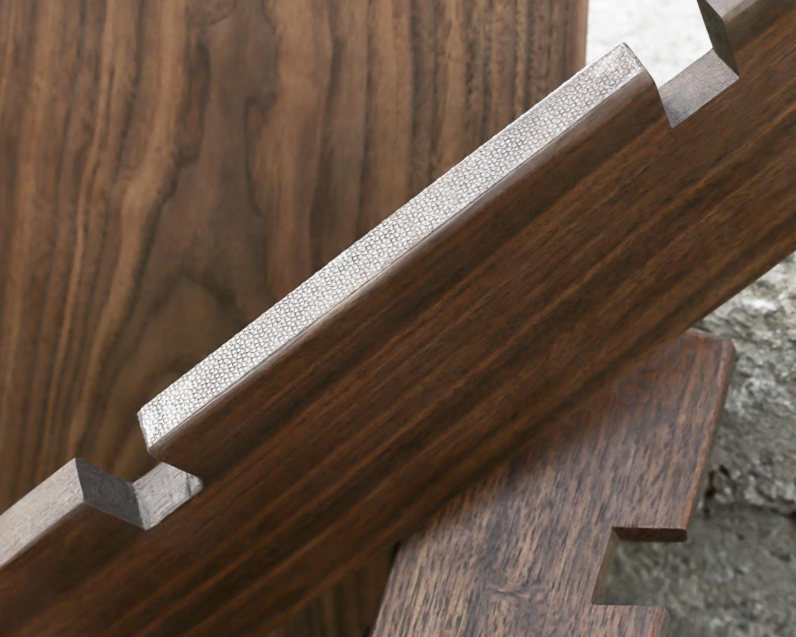 Flip Tabletop Vinyl Storage LUNO